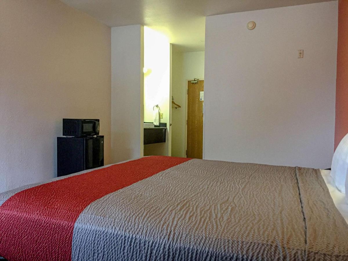 Motel 6-Woodway, Tx Esterno foto